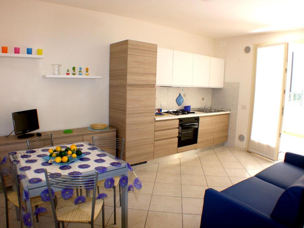 Residence Mediterraneo 利多尔德纳西奥尼 客房 照片
